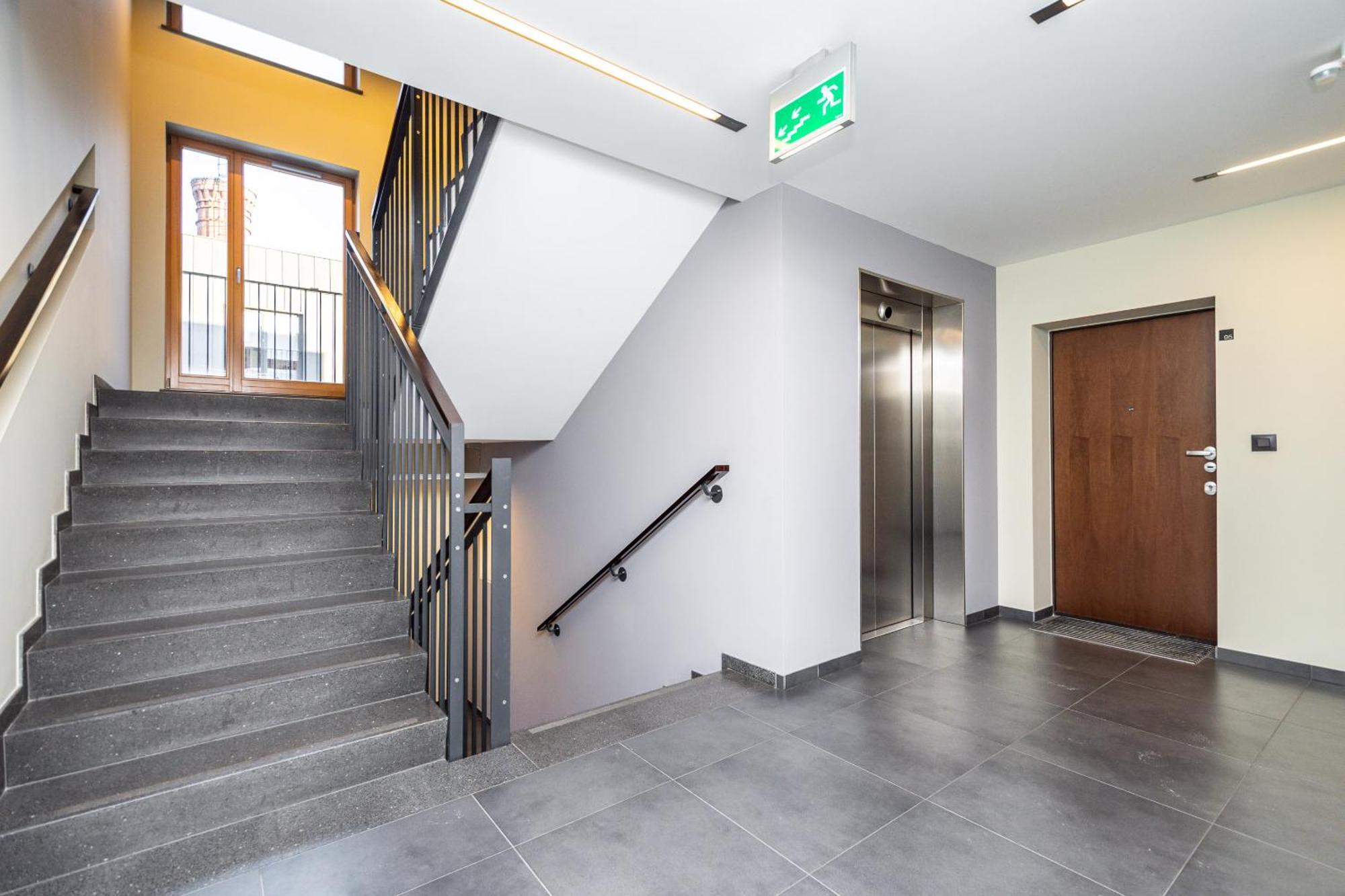 Rentplanet - Apartament Lubicz Краков Экстерьер фото