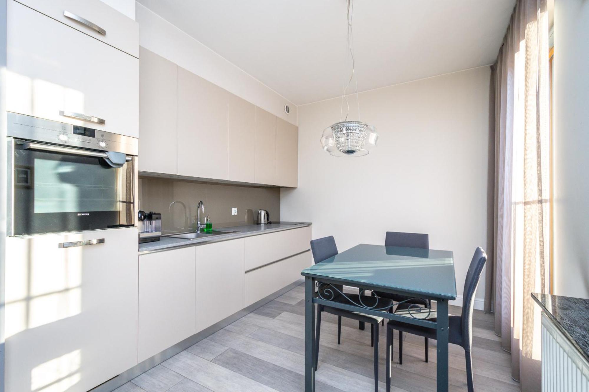 Rentplanet - Apartament Lubicz Краков Экстерьер фото